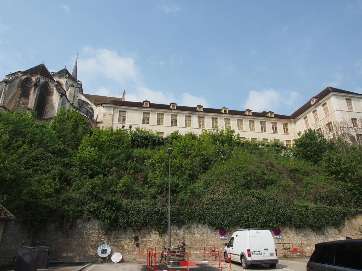Le Mont Brenn Διαμέρισμα Auxerre Εξωτερικό φωτογραφία